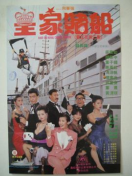 “美国偶像”凯 斯威夫特身穿波点上衣秀美腿 妆容精致回眸一笑 2014-04-17 美国纽约当地时间4月16日，歌手泰勒·斯威夫特现身街头。